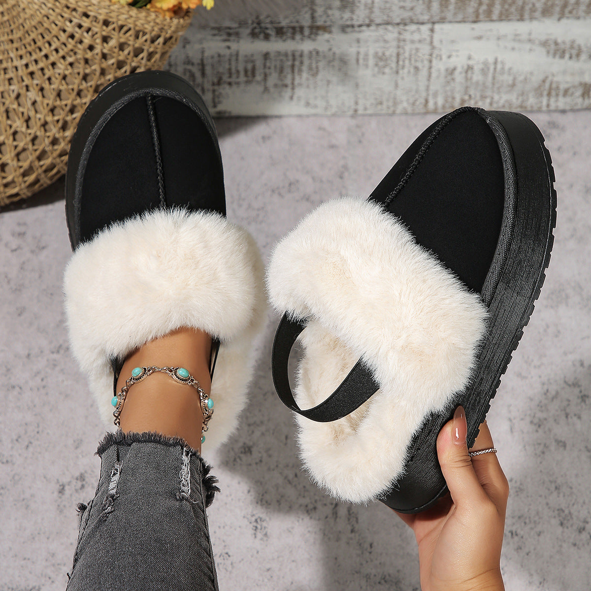 Warm Minimal Boots