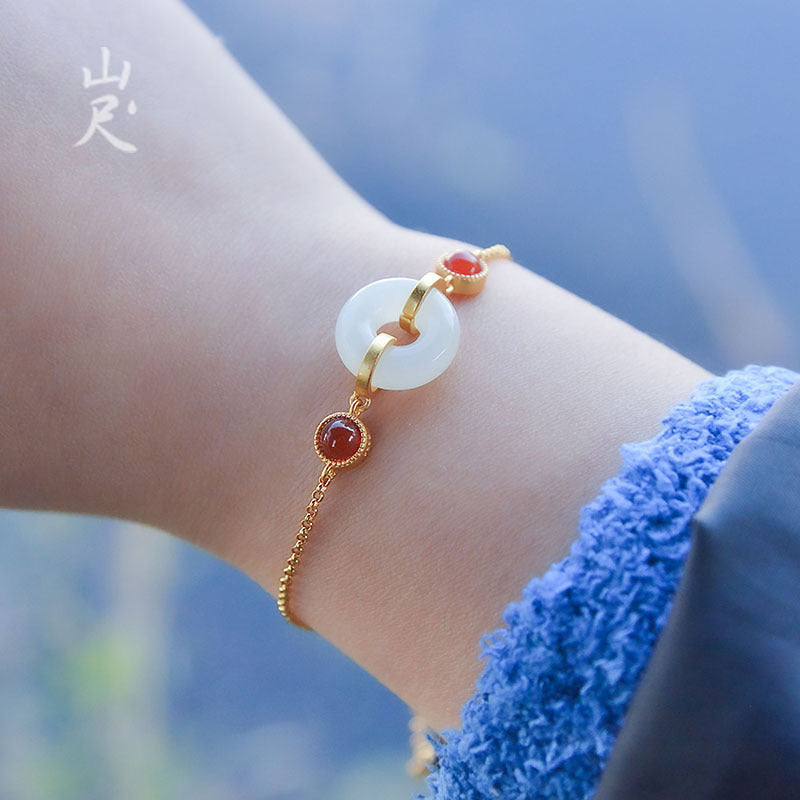 Daily Minimal Jewelry