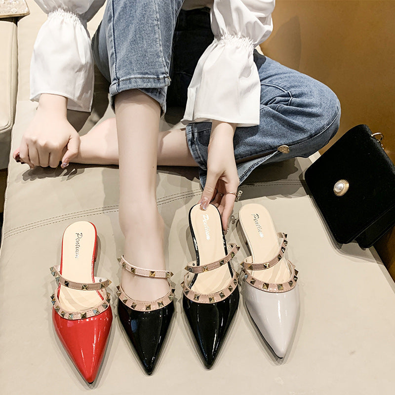 Minimal Beach Sandals