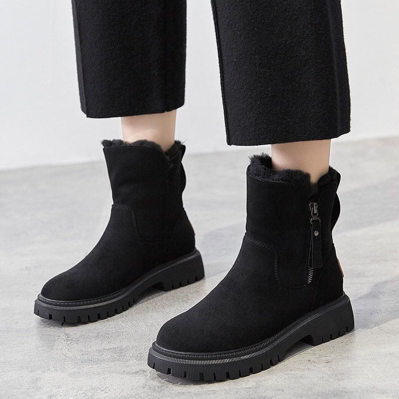 Comfortable Minimal Boots