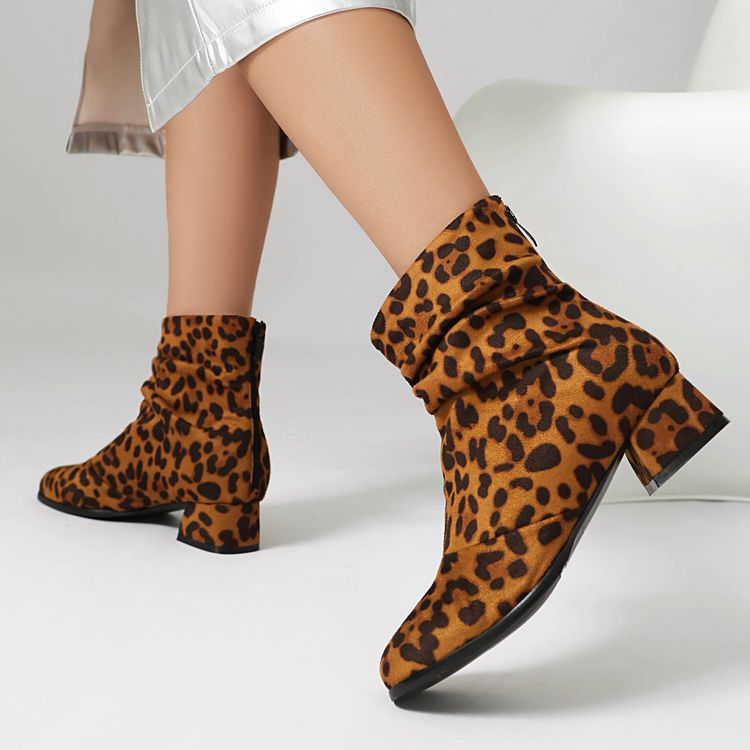 Casual Textured Boots
