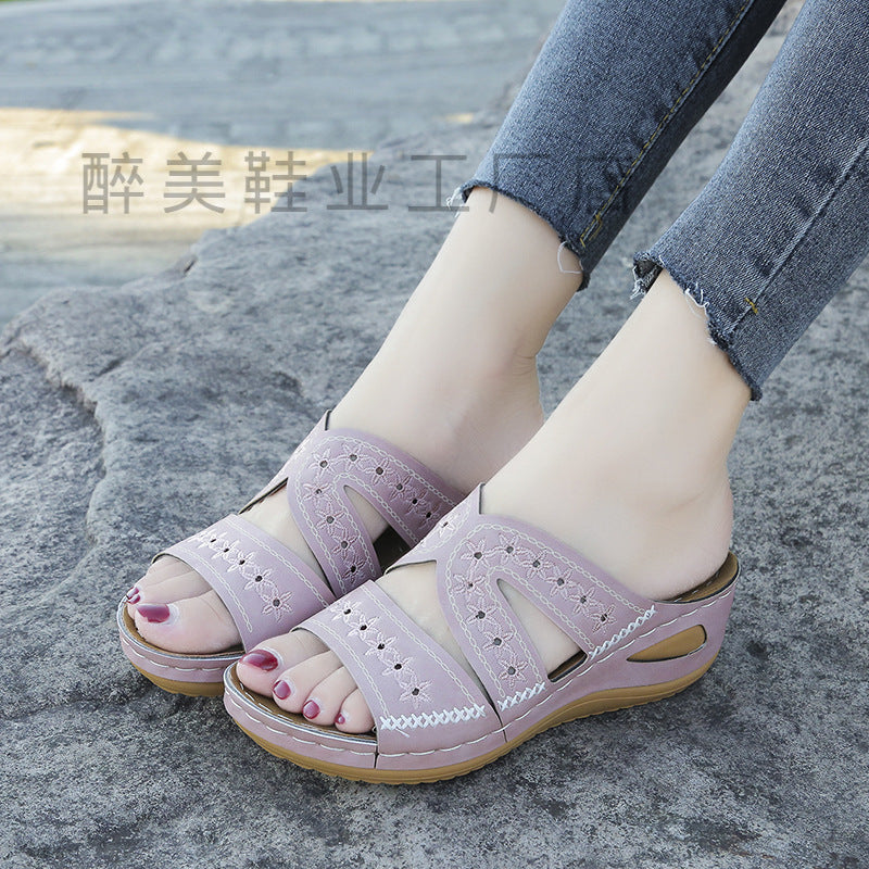 Minimal Summer Sandals