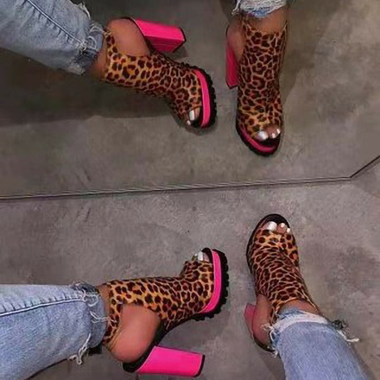 Resort Open-Toe Sandals