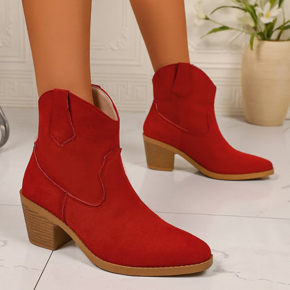 Relaxed Pointed Boots