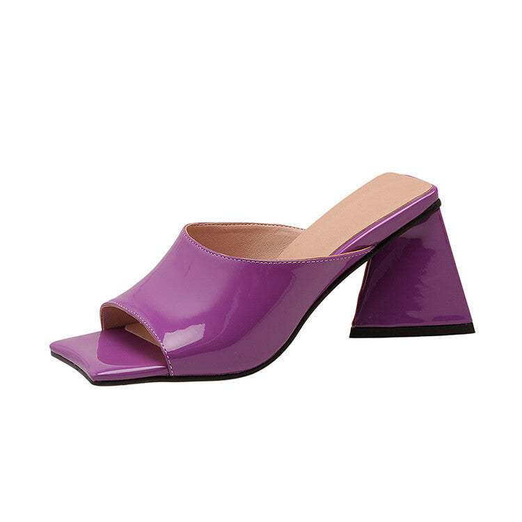 Relaxed Wedge Sandals
