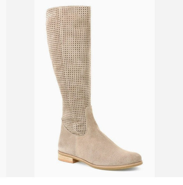 Warm Lug-Sole Boots