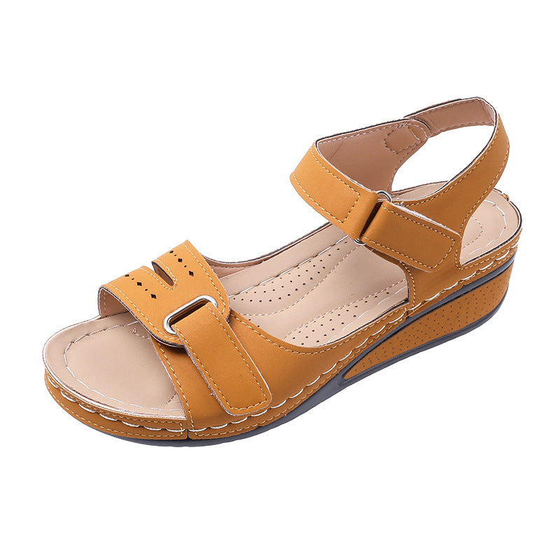 Relaxed Woven Sandals
