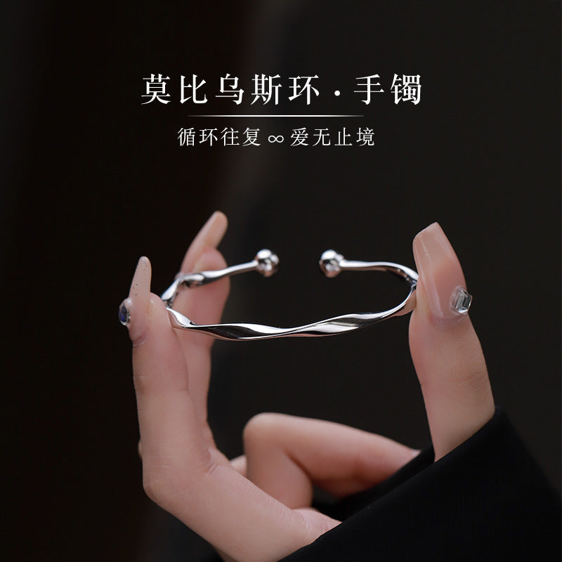 Timeless Simple Jewelry