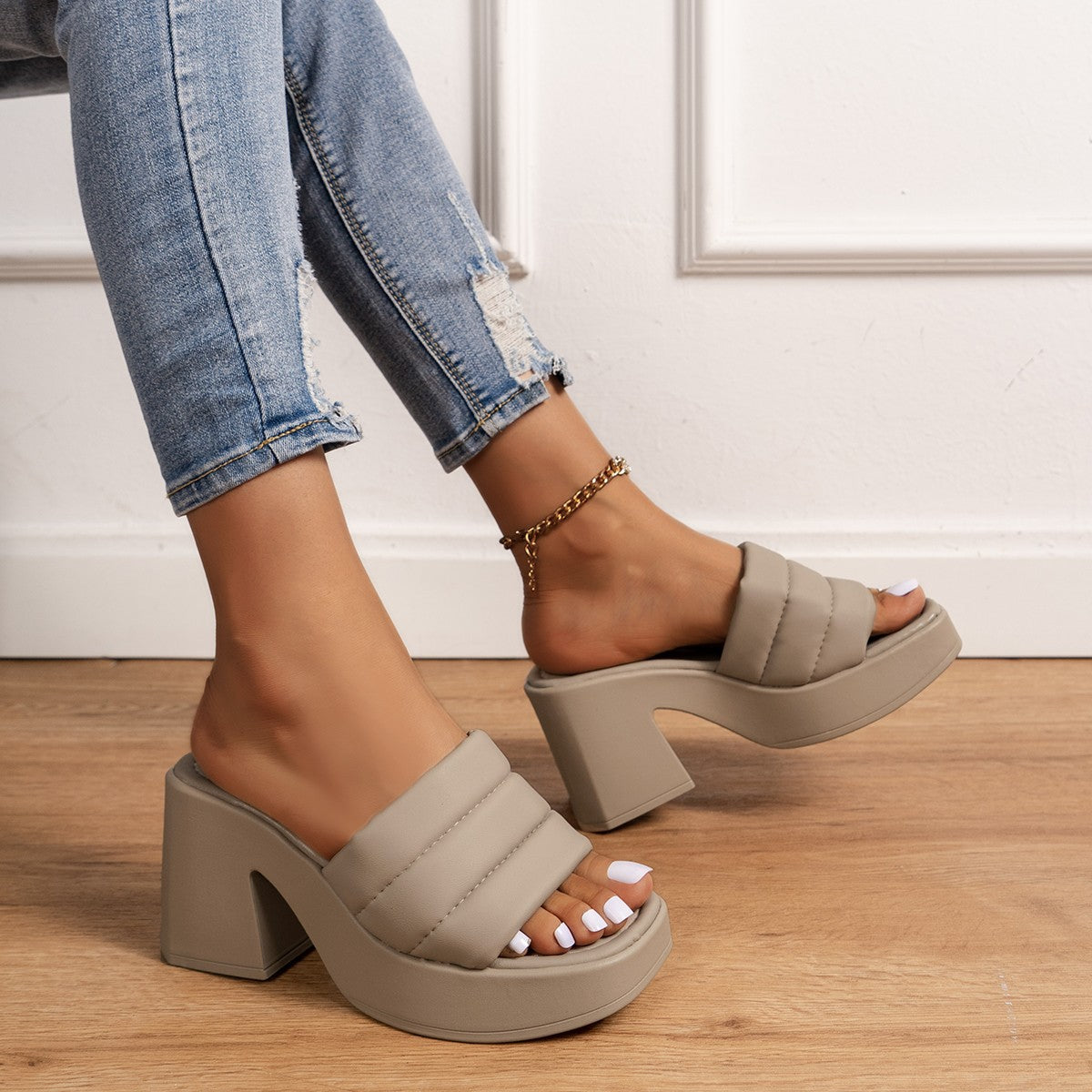Natural Everyday Sandals