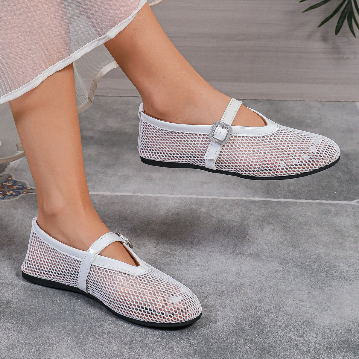 Travel Lace-Up Sandals