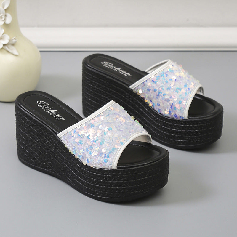 Relaxed Metallic Sandals