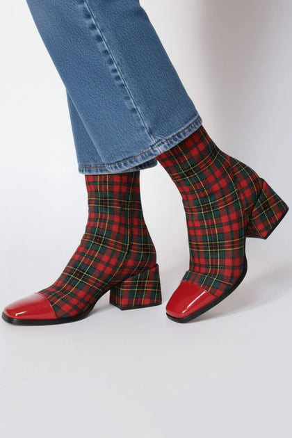 Walking Slouchy Boots