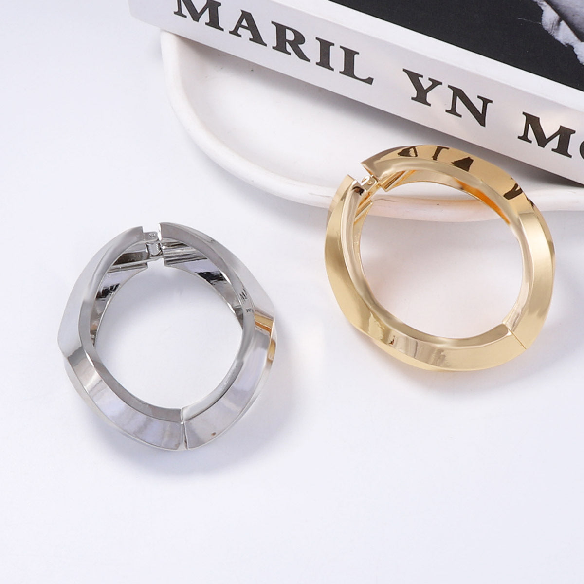 Timeless Elegant Jewelry