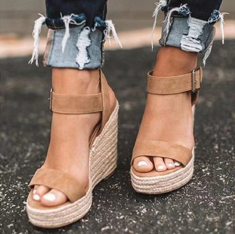 Airy Cushioned Sandals