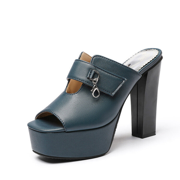 Weekend Resort Sandals
