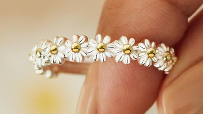 Light Romantic Jewelry
