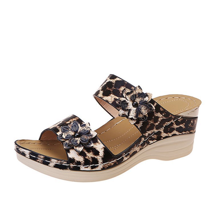 Light Minimal Sandals