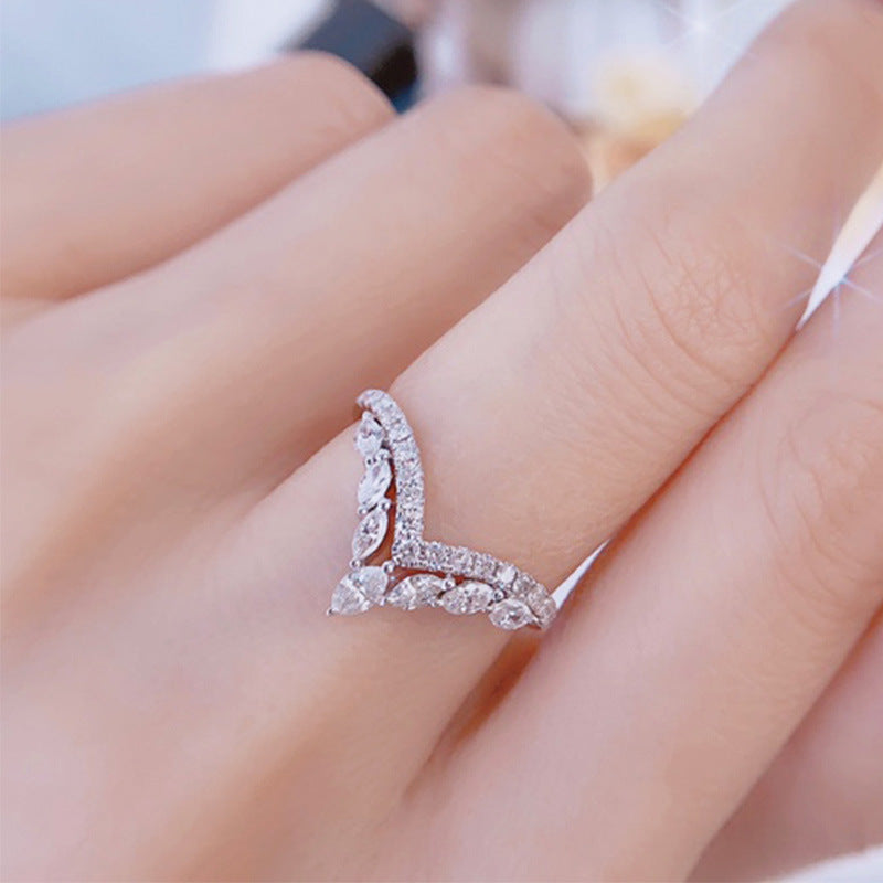 Simple Minimal Jewelry