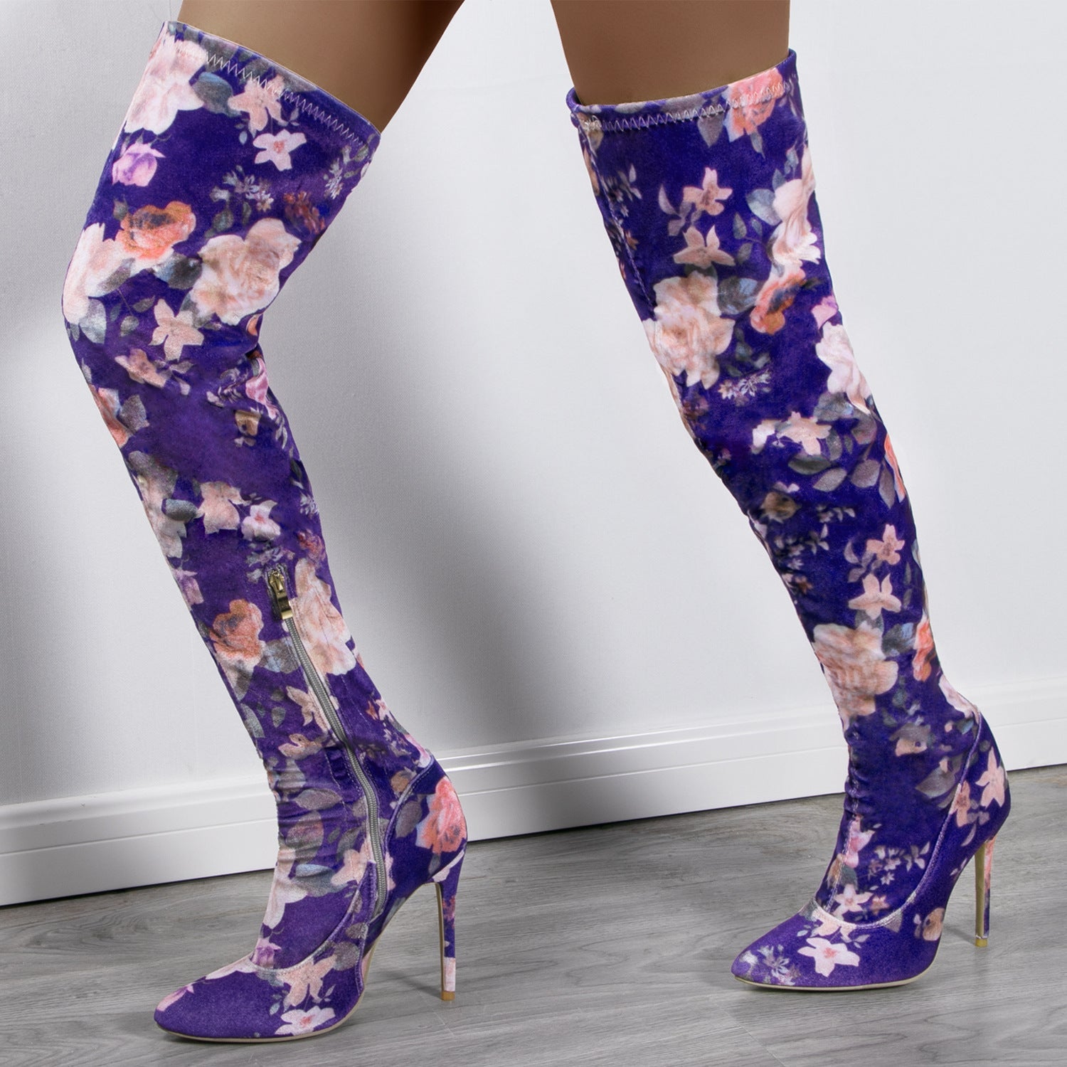 Relaxed Block-Heel Boots