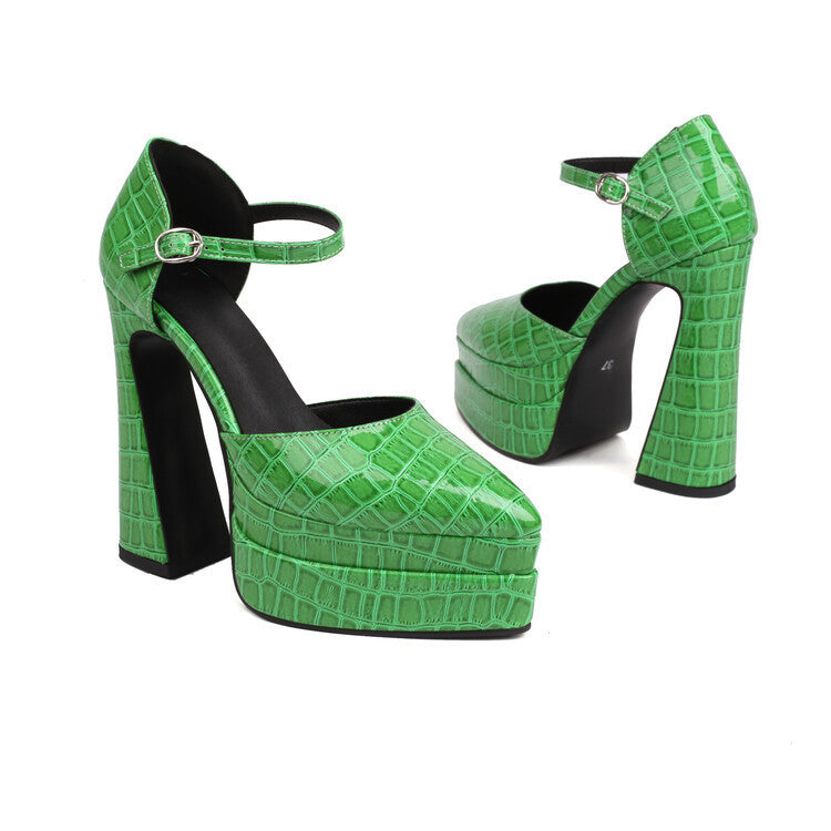 Comfortable Buckled Sandals