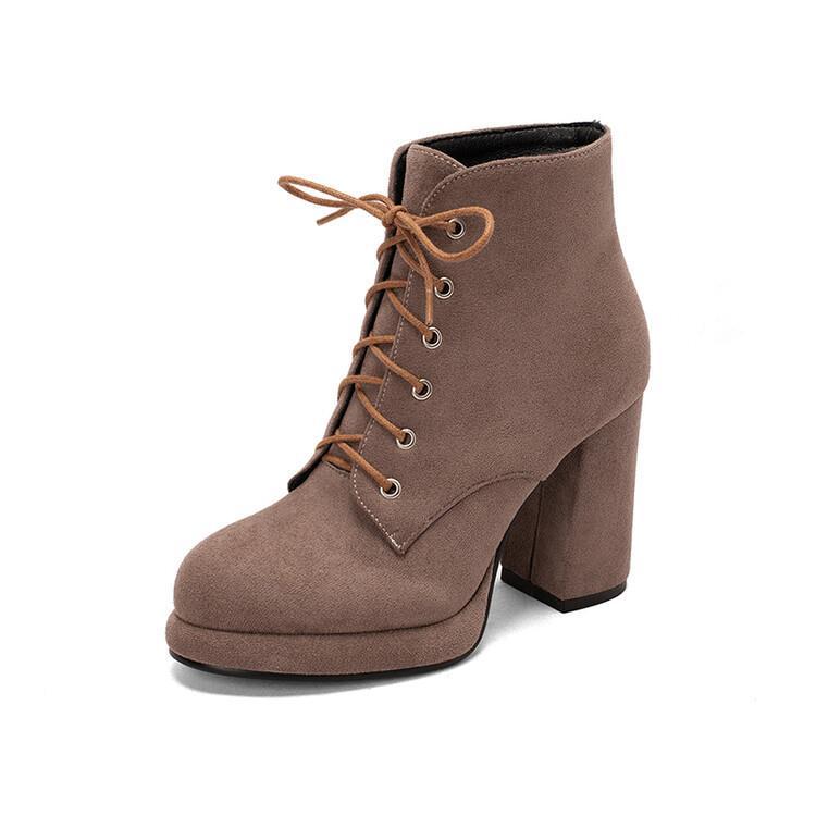 Comfortable Textured Boots