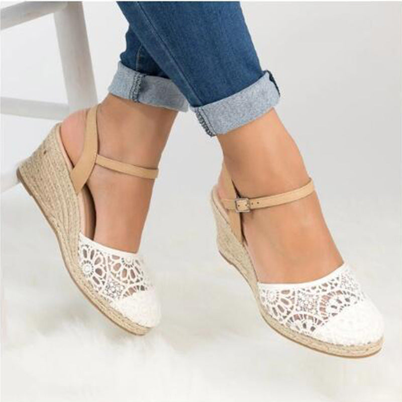 Minimal Soft Sandals