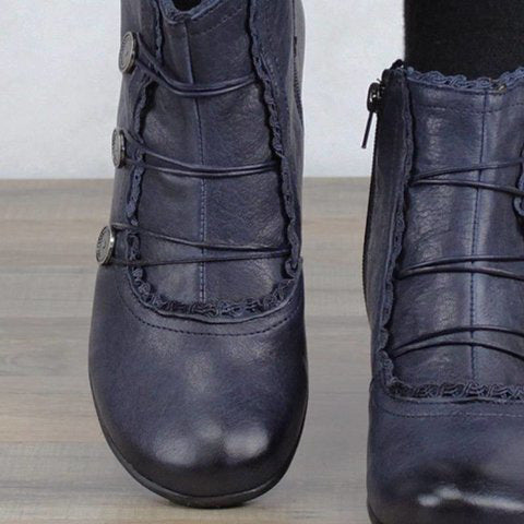 Airy Winter Boots