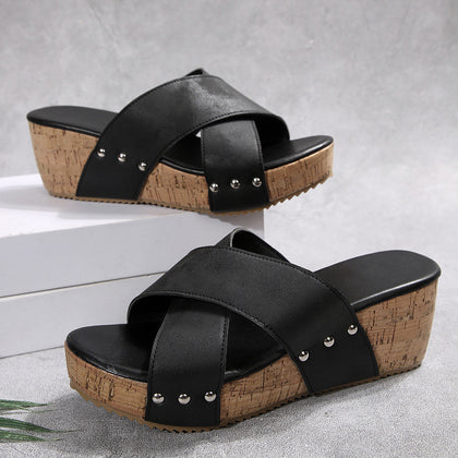 Timeless Raffia Sandals