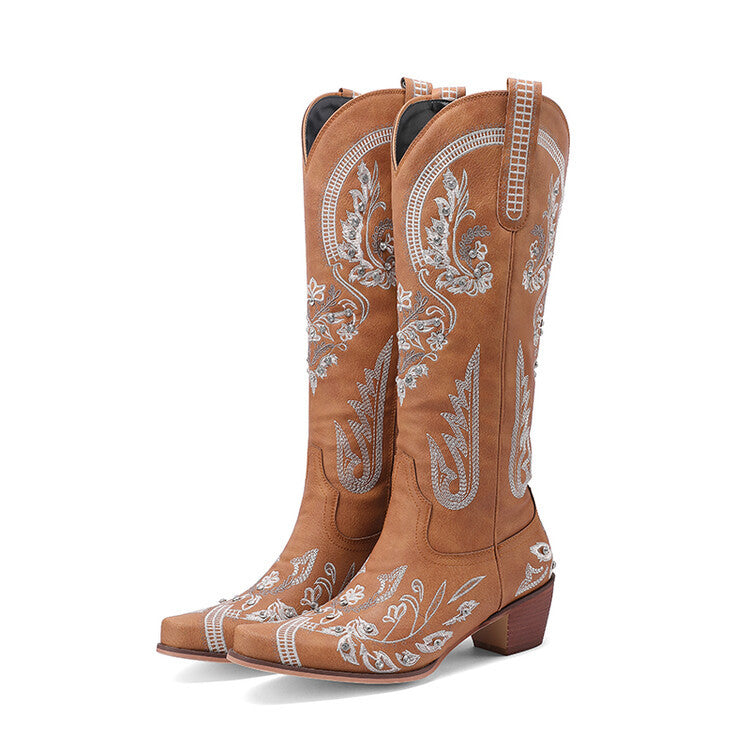 Relaxed Pointed Boots