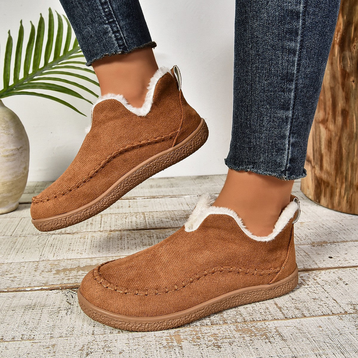 Classic Minimal Boots