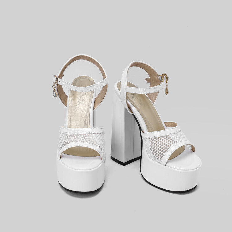 Light Thong Sandals