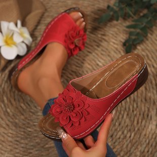 Clean Classic Sandals