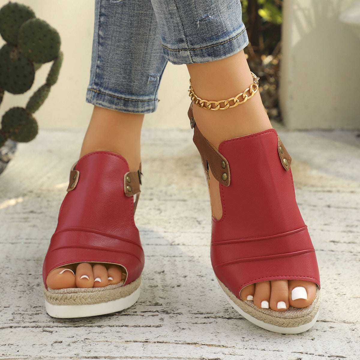 Breezy Lightweight Sandals