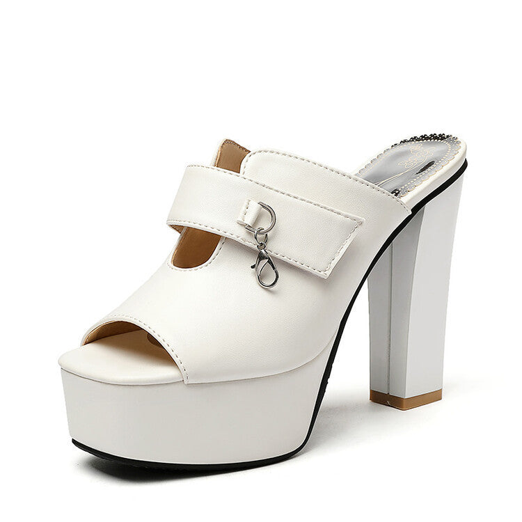 Weekend Resort Sandals