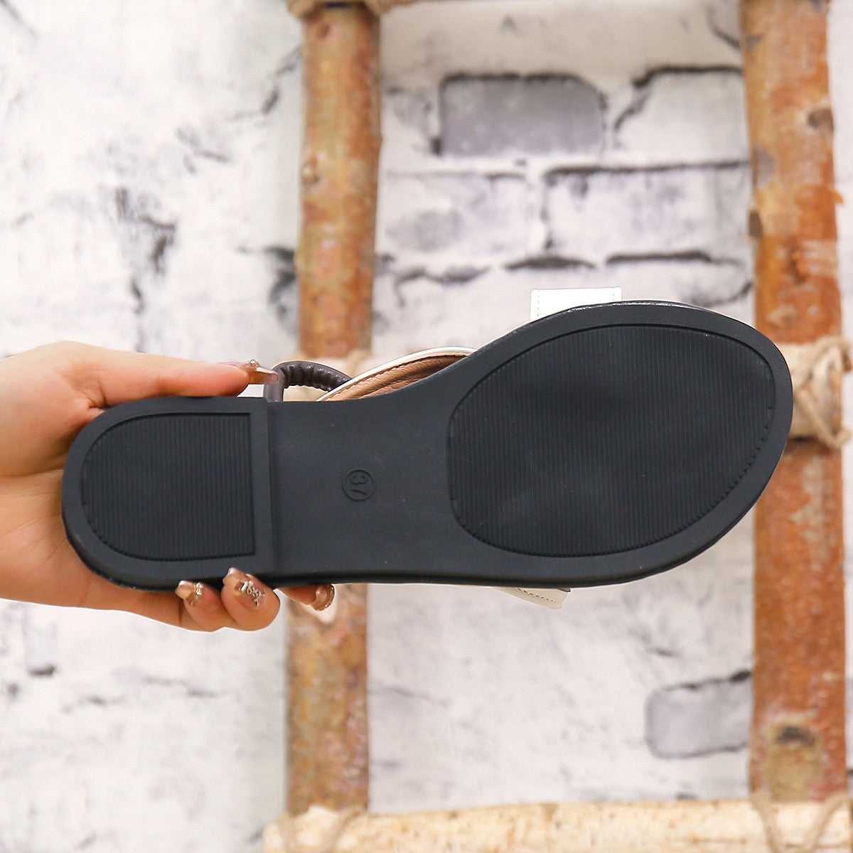 Comfortable Metallic Sandals