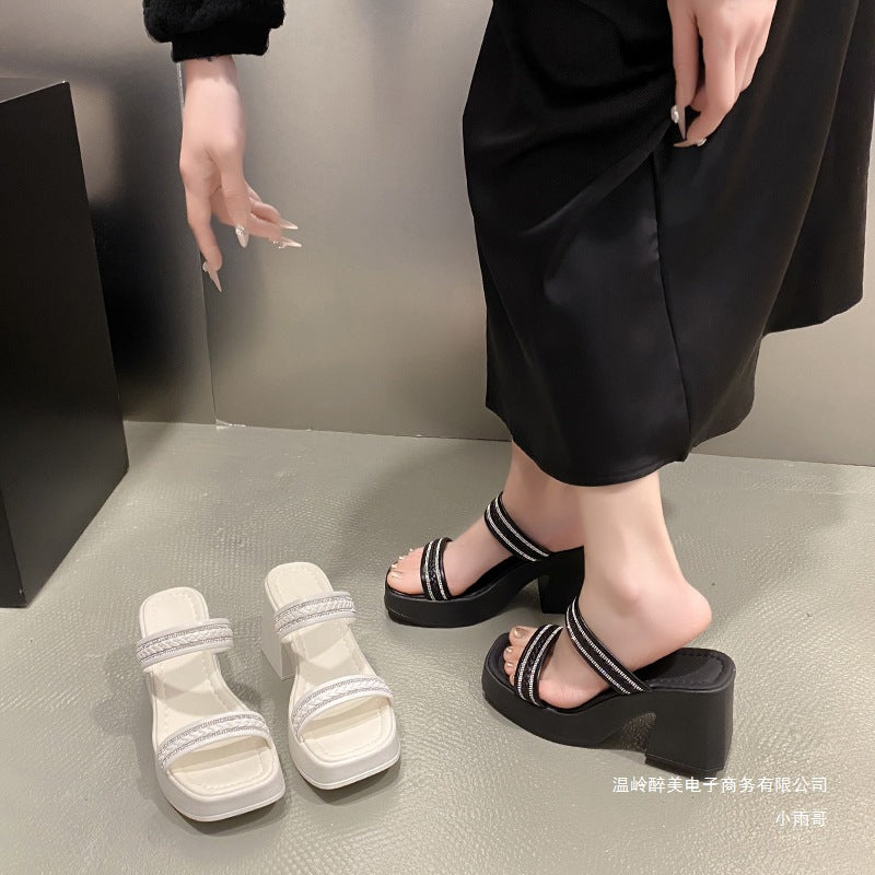 Minimal Summer Sandals