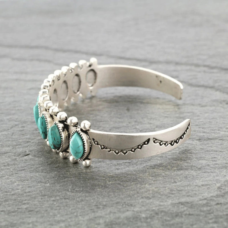 Elegant Simple Jewelry