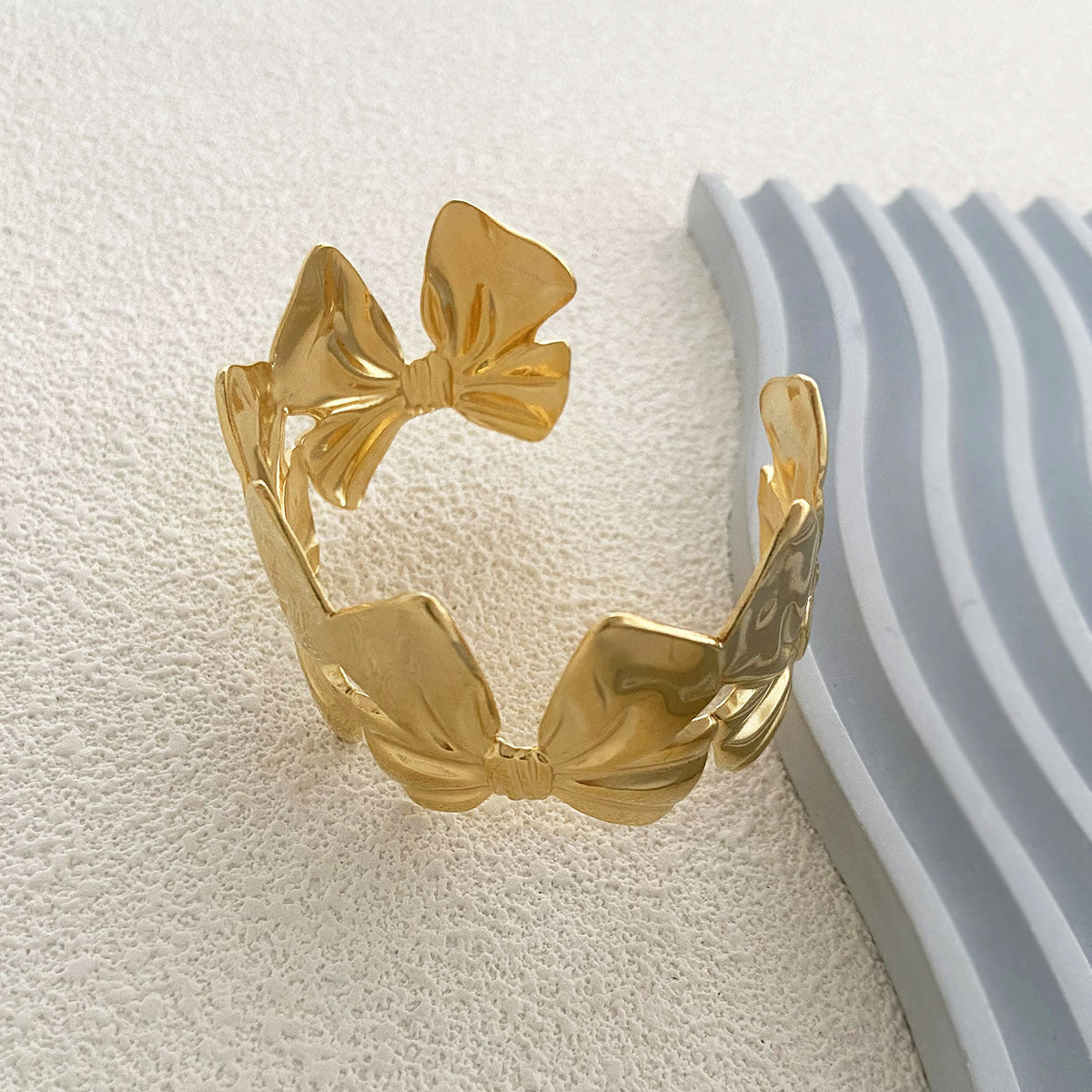 Light Simple Jewelry