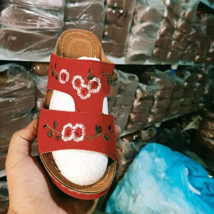 Breezy Classic Sandals