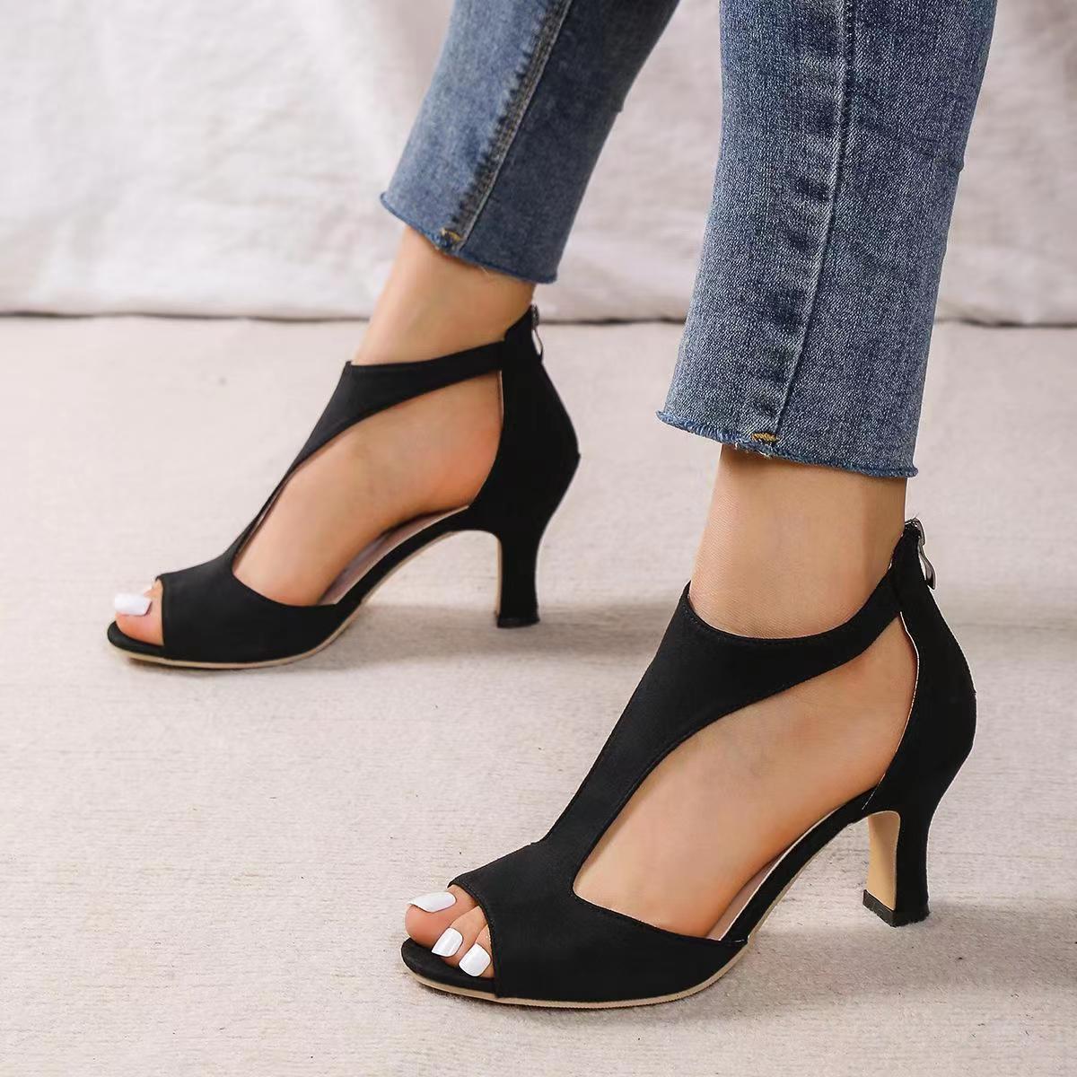 Soft Raffia Sandals