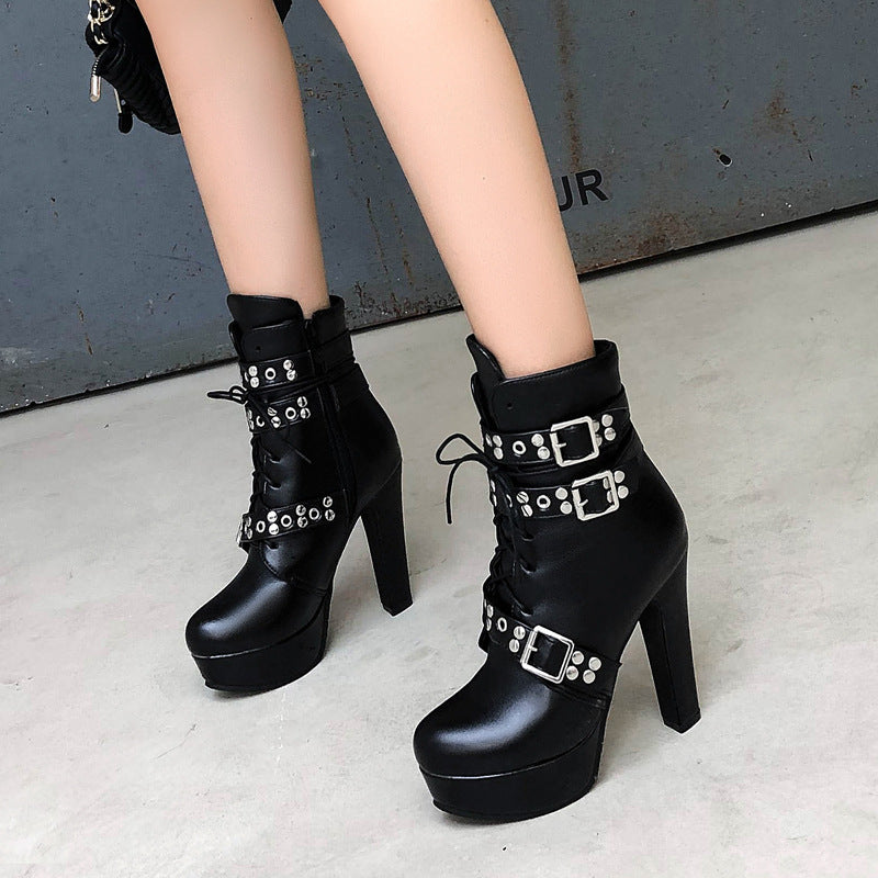 Daily Suede Boots