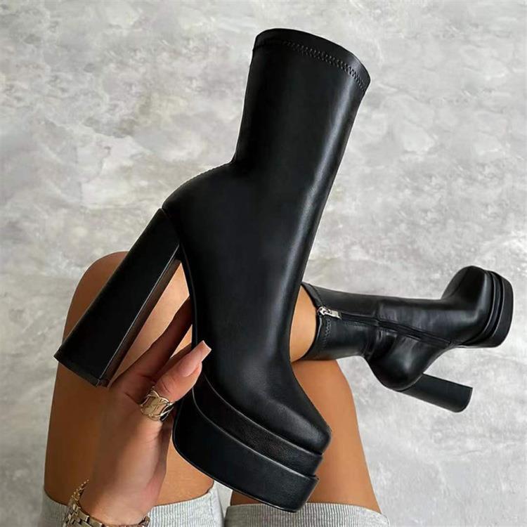 Airy Slouchy Boots