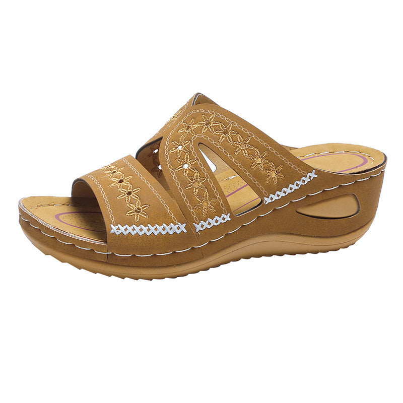 Minimal Summer Sandals