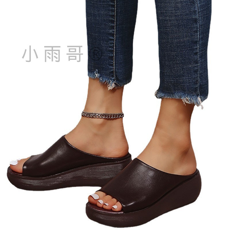 Daily Slip-On Sandals