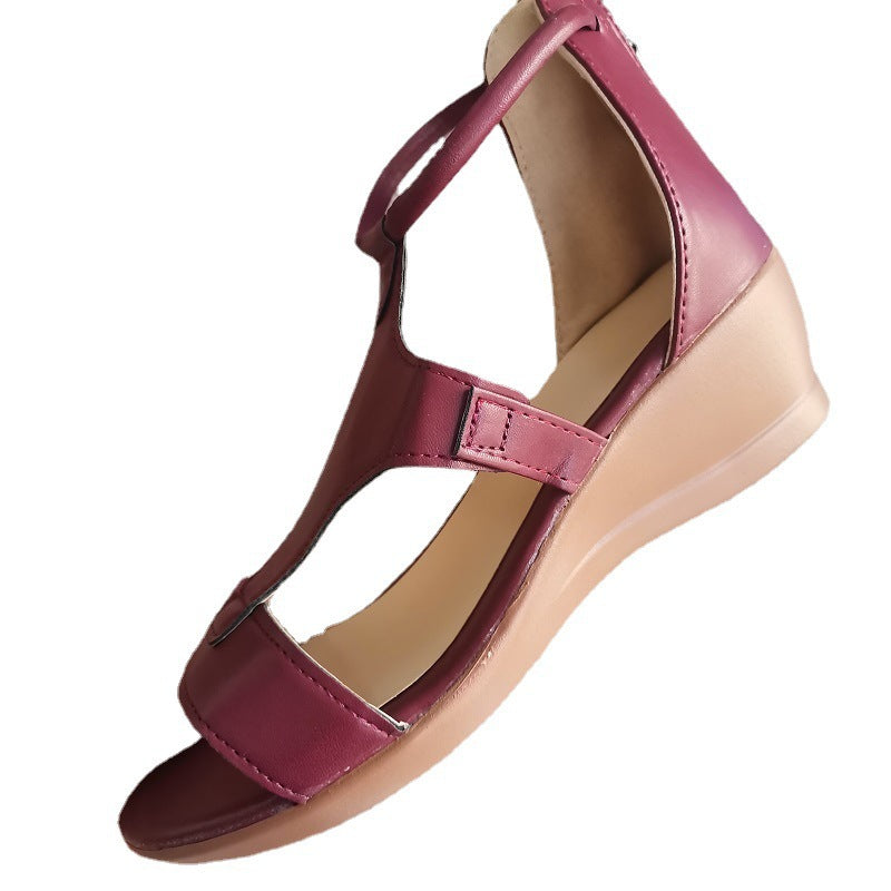 Weekend Flat Sandals