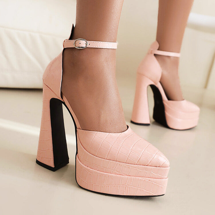 Resort Slip-On Sandals