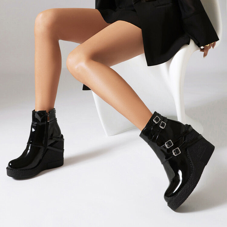 Relaxed Lug-Sole Boots