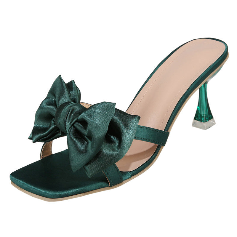 Airy Lace-Up Sandals