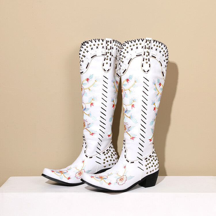 Minimal Chelsea Boots
