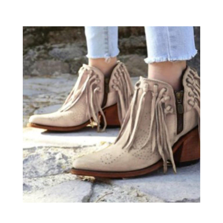 Walking Heeled Boots